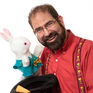 Family Magic Magic Show with David Funn (All Ages)